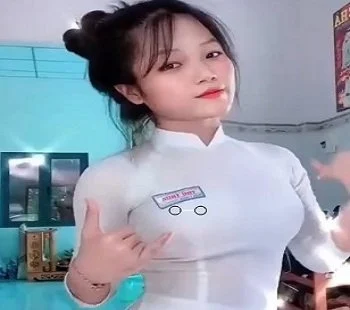 Em gái TPHT thủ dâm quá phê luôn